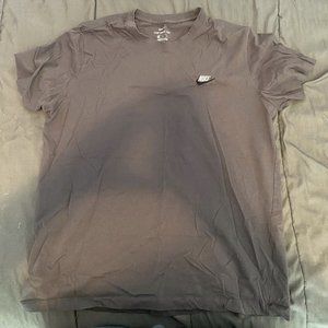 Dark Grey Nike Sportswear Club Men's T-Shirt